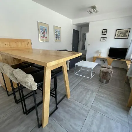 Charmant T2 Pour 4 Pers Avec Sauna, Wifi Et Parking Prive * Valloire